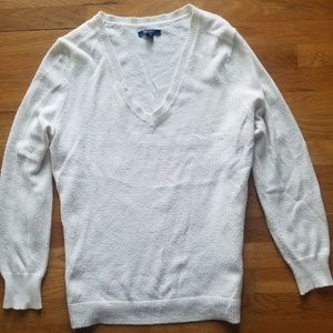 Old Navy V-neck Sweater